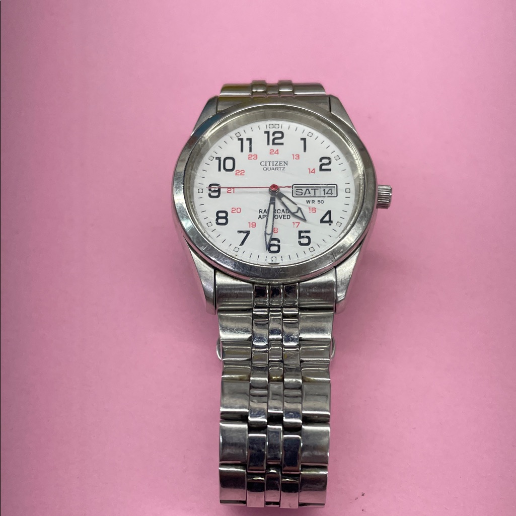 Citizen Silver Timepiece With White Face Citizen Silver Timepiece With White Face